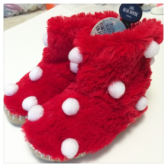 🆕 Adorable Kids Red White PomPom Bootie Slippers sz 4.5  NWT - Picture 5 of 9